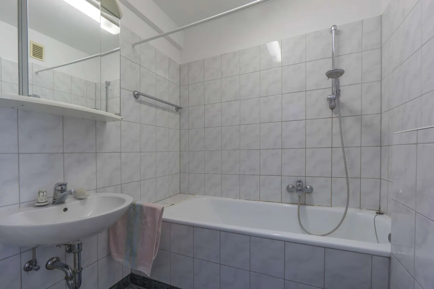 3 room apartment with 72 m² in Düsseldorf – Photo 8
