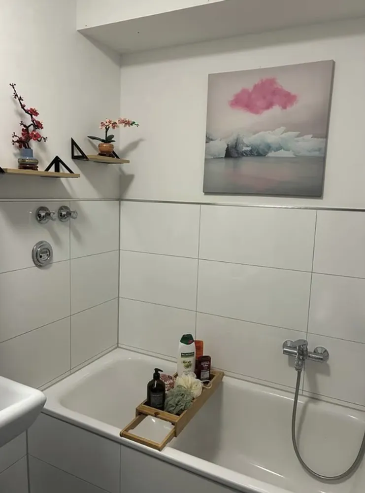 2 Zimmer Wohnung mit 65 m² in Düsseldorf – Bild 1
