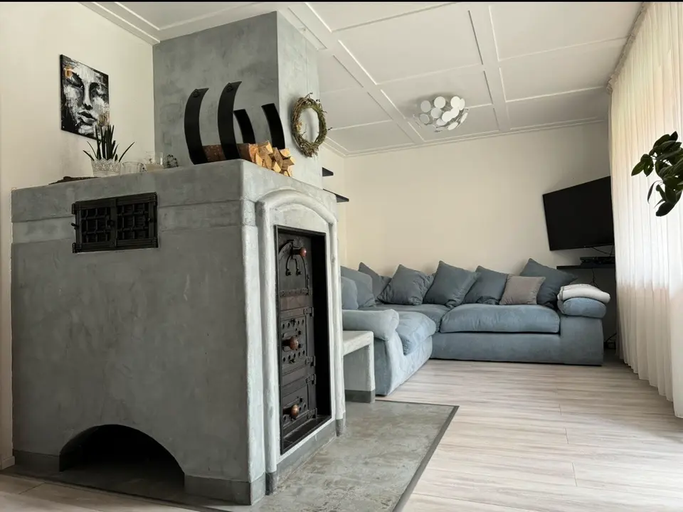 10 Zimmer Wohnung mit 220 m² in München – Bild 1