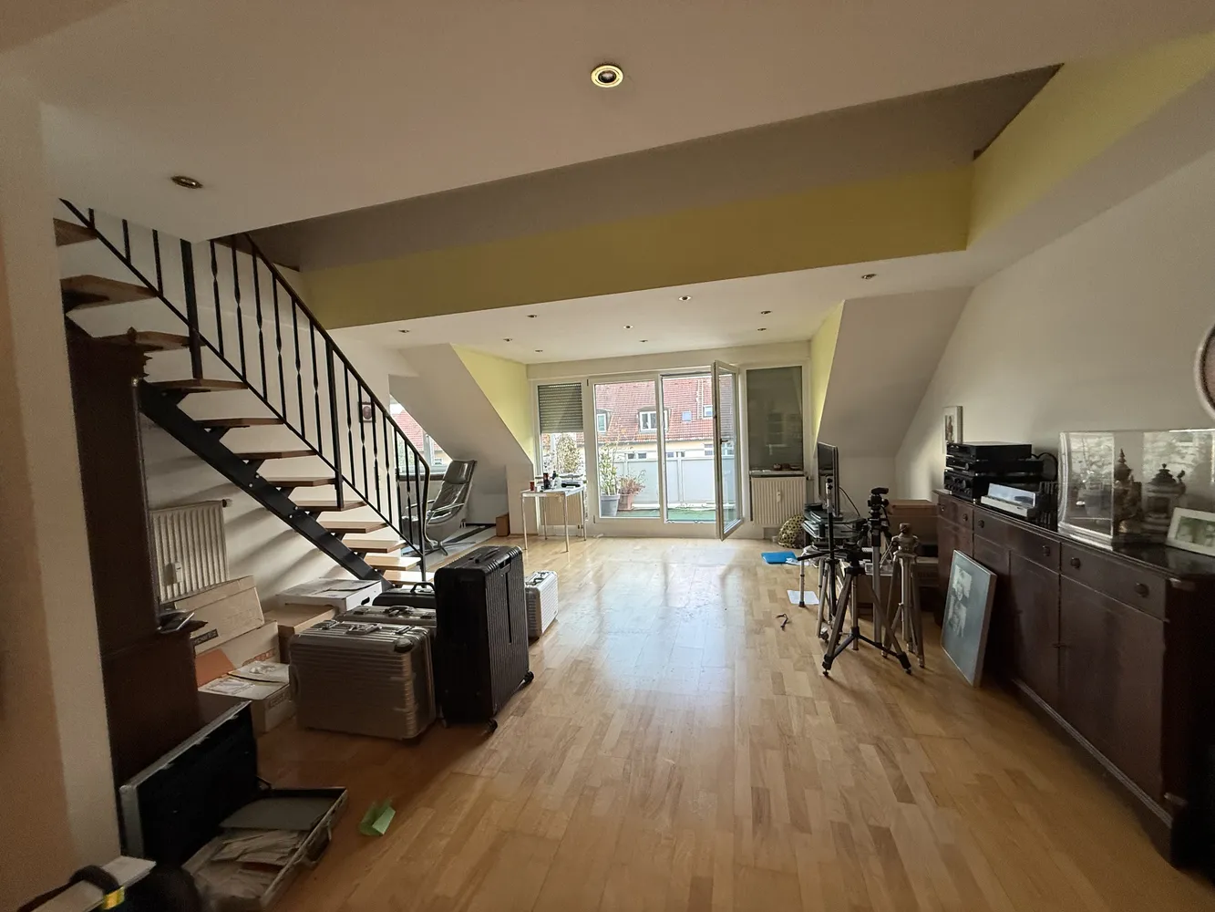 3 Zimmer Wohnung mit 90 m² in München – Bild 2