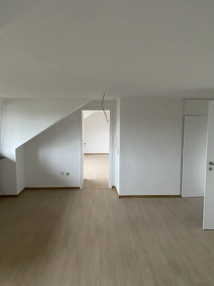 3 Zimmer Wohnung mit 95 m² in Köln – Bild 2