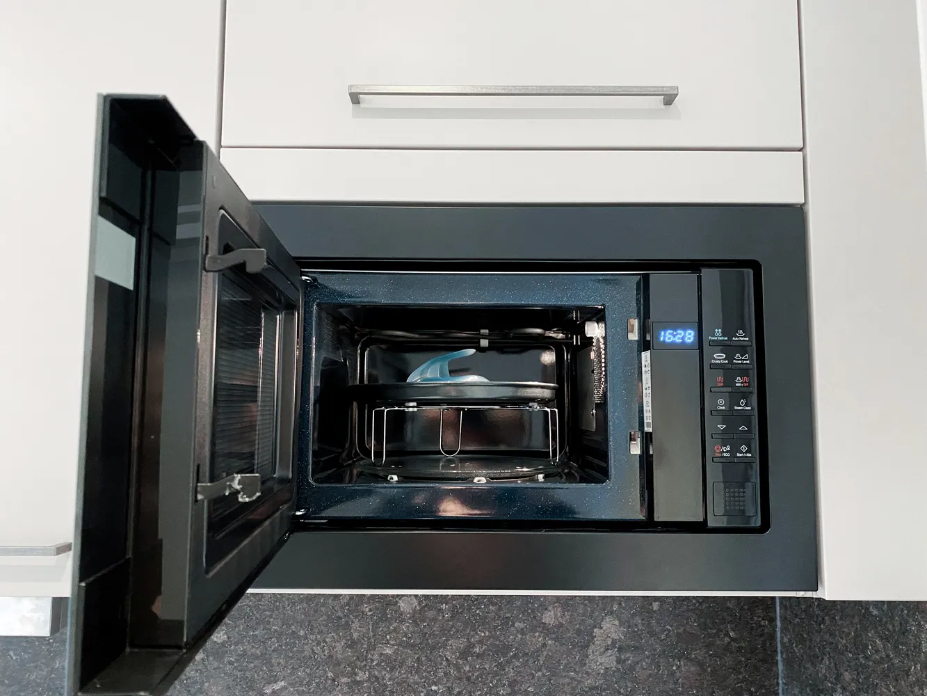 1 Zimmer Wohnung mit 25 m² in Augsburg – Bild 9