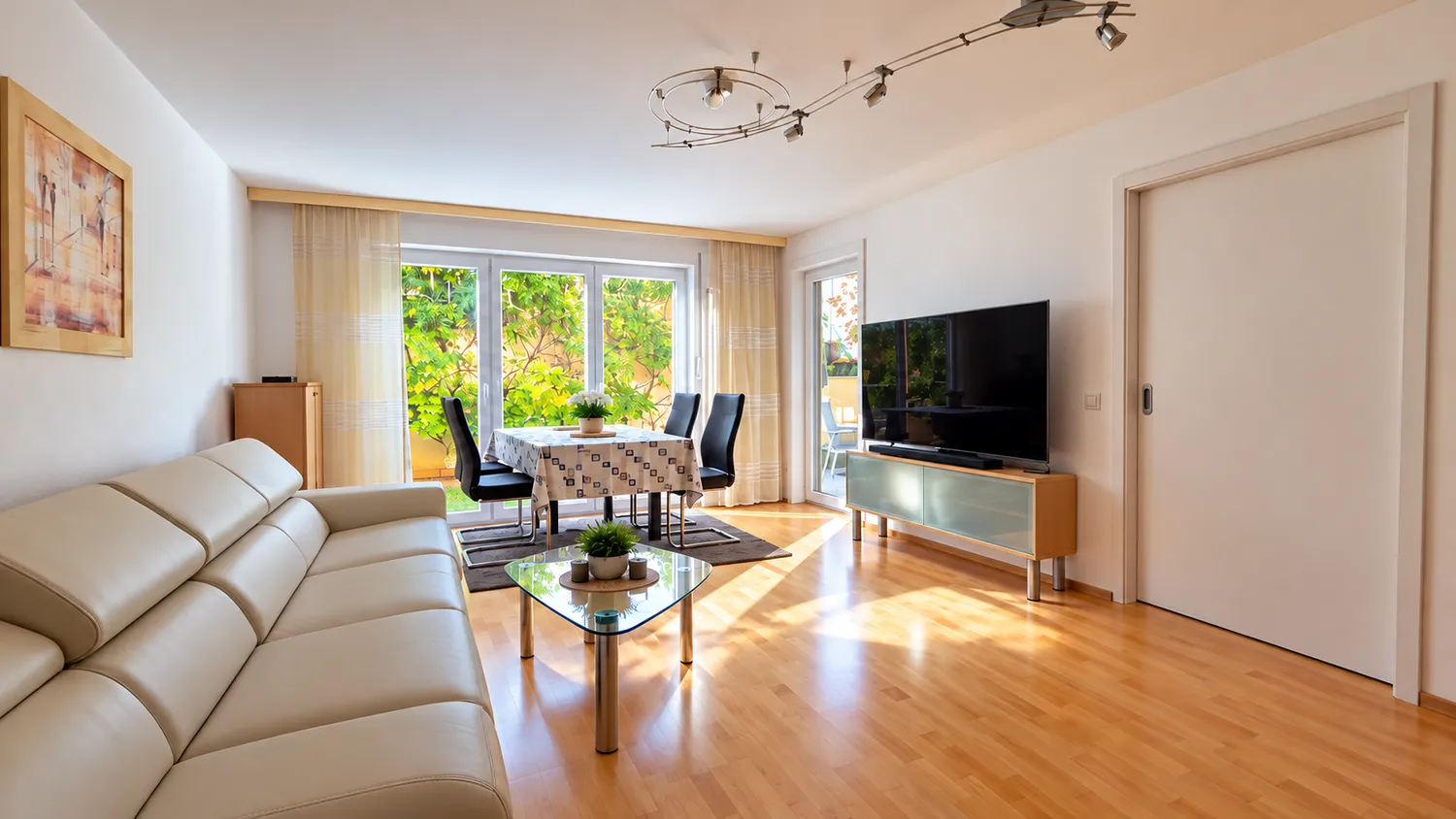 2 Zimmer Wohnung mit 61 m² in München – Bild 1