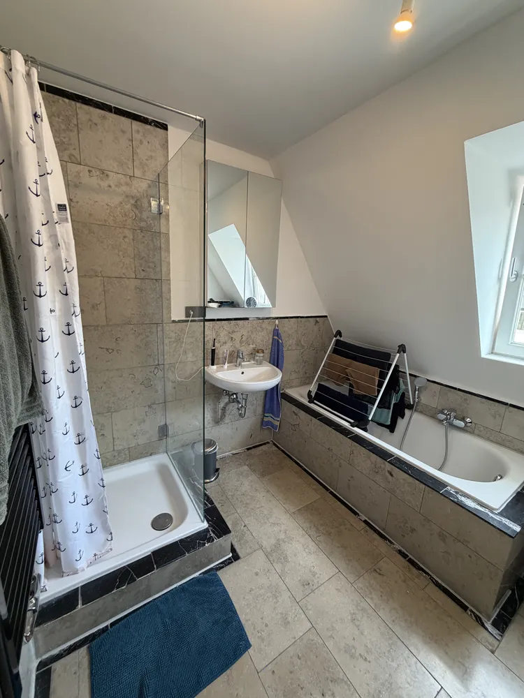2 Zimmer Wohnung mit 65 m² in Köln – Bild 6