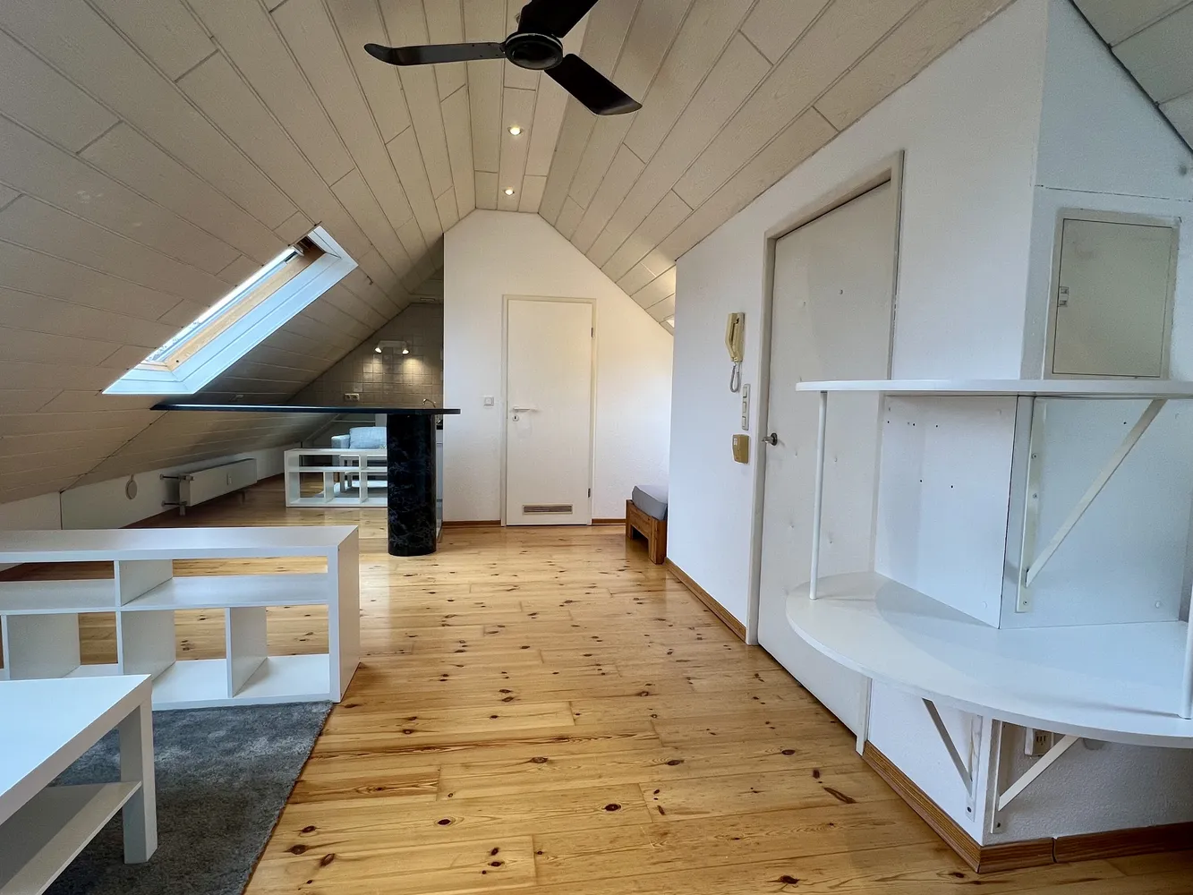 1 Zimmer Wohnung mit 32 m² in Köln – Bild 8