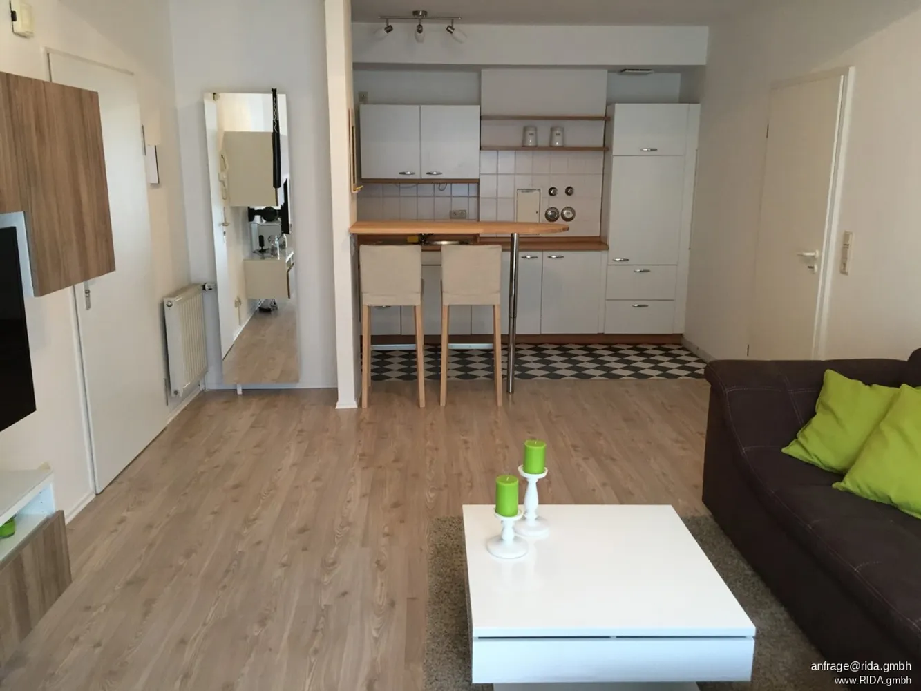 2 Zimmer Wohnung mit 77 m² in Köln – Bild 2