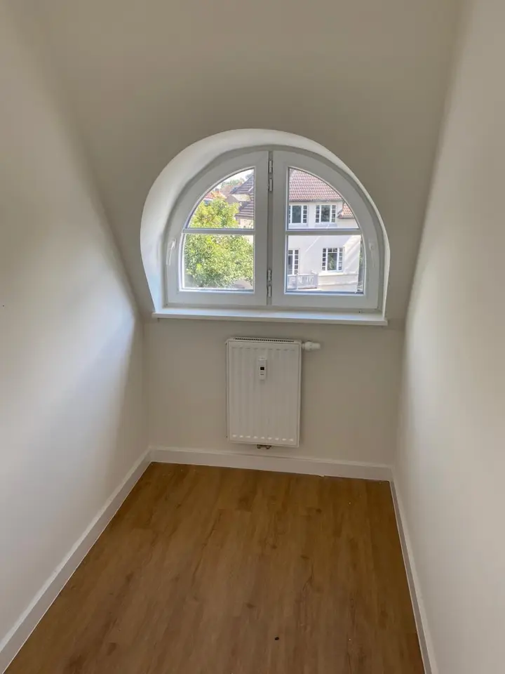 3 Zimmer Wohnung mit 108 m² in Hamburg – Bild 2