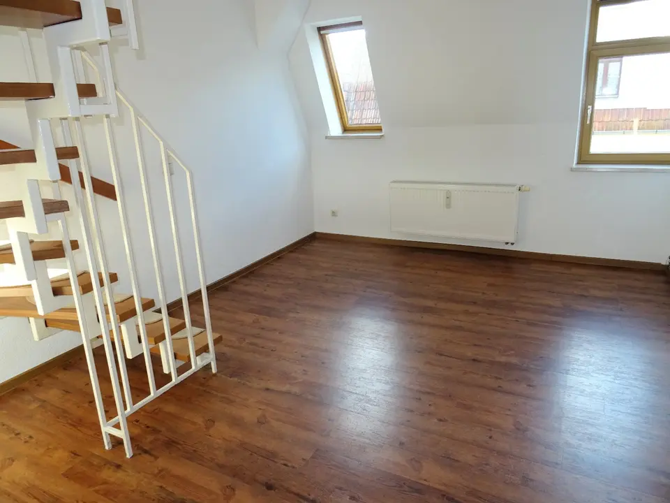 5 Zimmer Wohnung mit 145 m² in Werdau – Bild 2