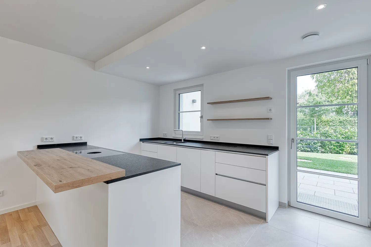 3 Zimmer Wohnung mit 132 m² in München – Bild 2