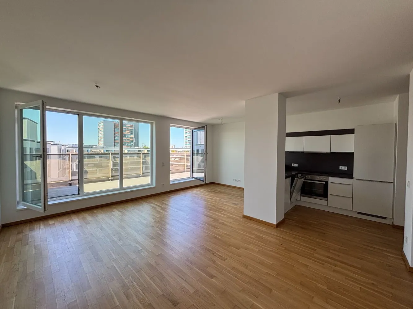 4 Zimmer Wohnung mit 110 m² in Dresden – Bild 3