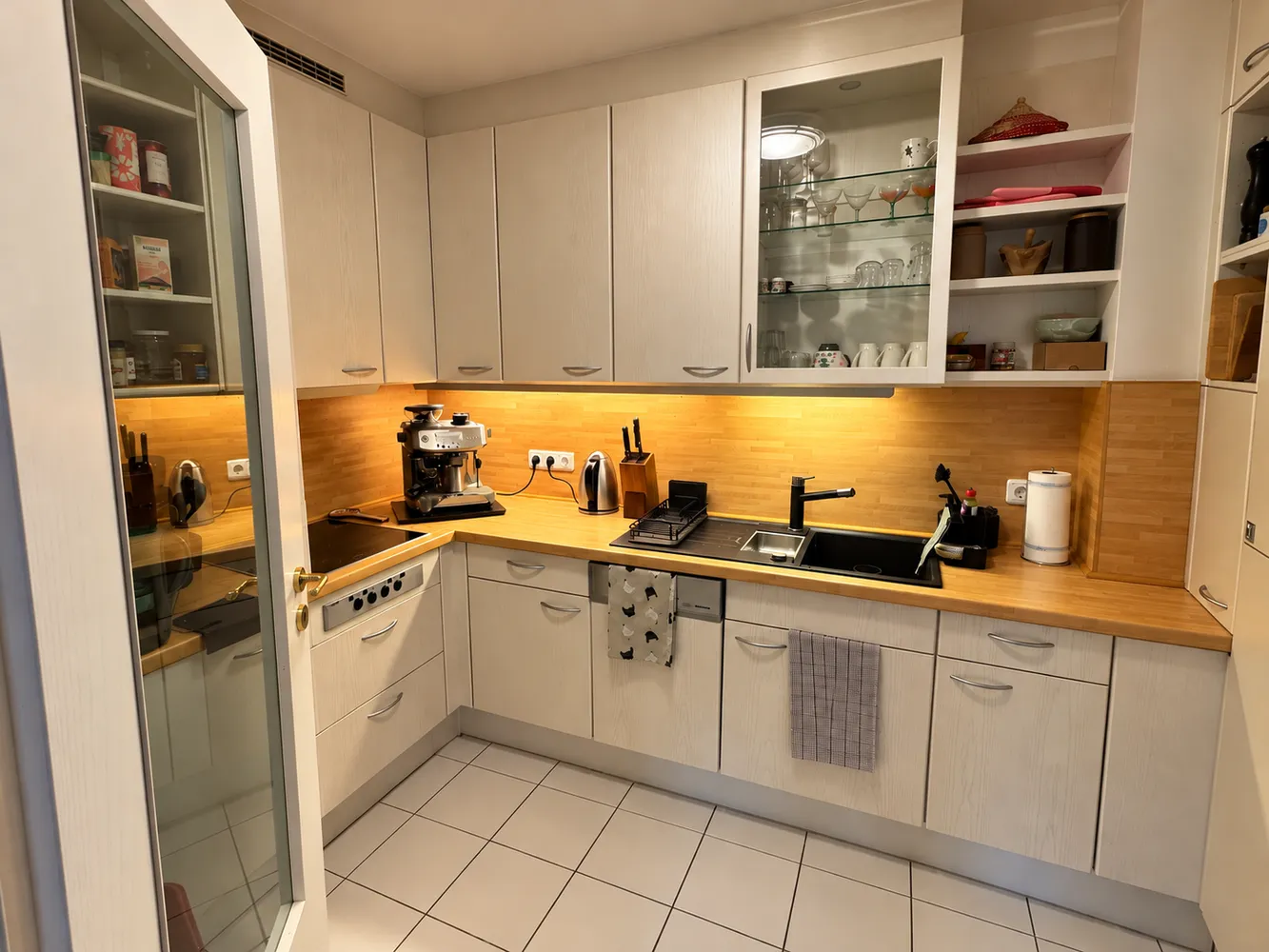 4 room apartment with 145 m² in Berlin – Photo 10