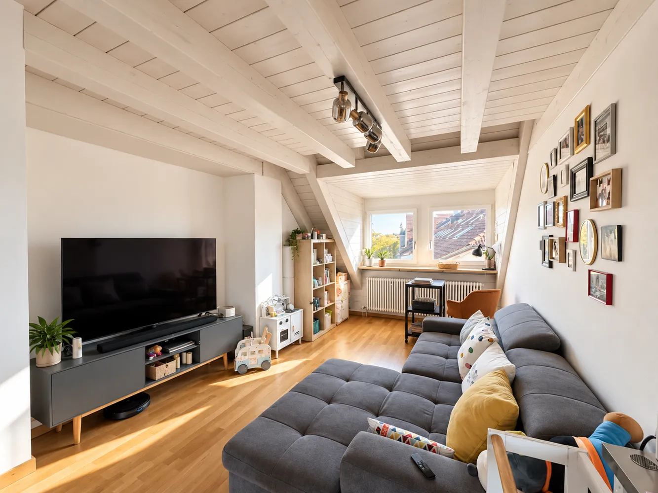 5 Zimmer Wohnung mit 116 m² in München – Bild 2