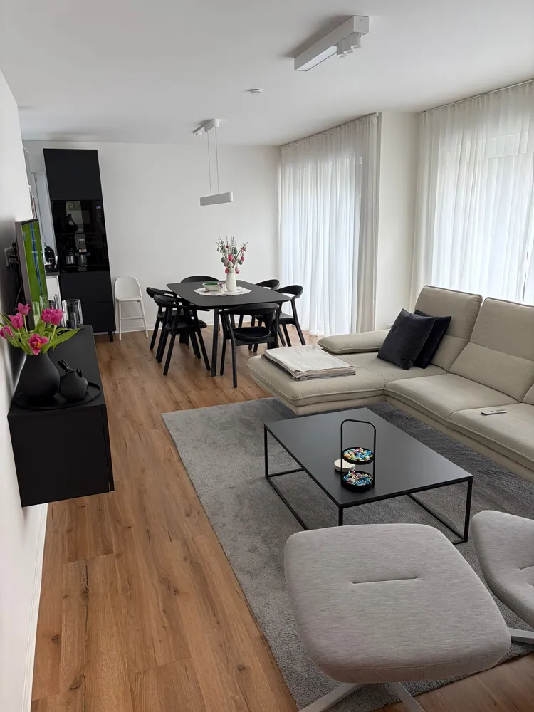 4 Zimmer Wohnung mit 92 m² in Frankfurt am Main – Bild 1