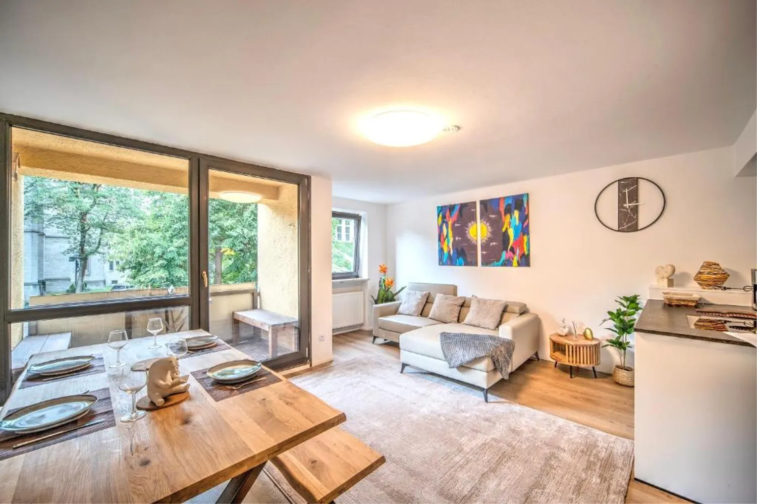 2 Zimmer Wohnung mit 64 m² in München – Bild 1