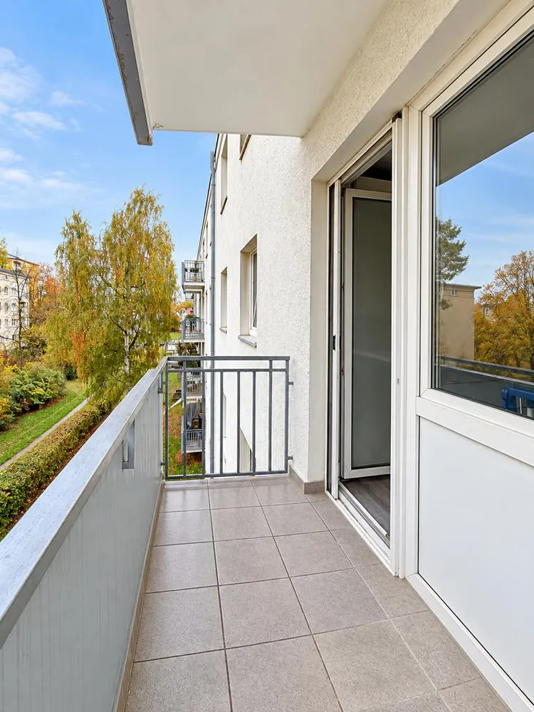 4 Zimmer Wohnung mit 89 m² in Karlsruhe – Bild 2