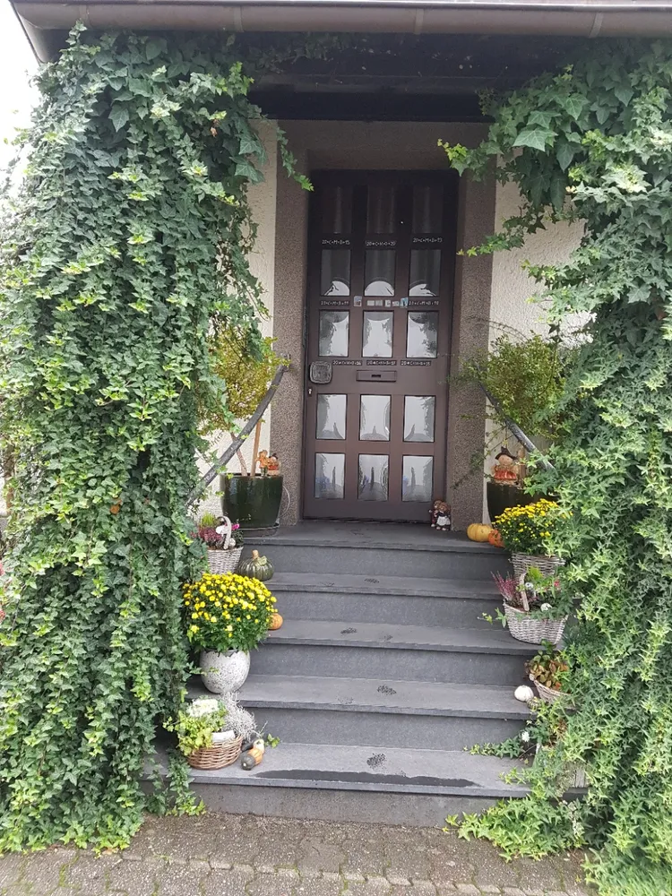 2 Zimmer Wohnung mit 55 m² in Leverkusen – Bild 2