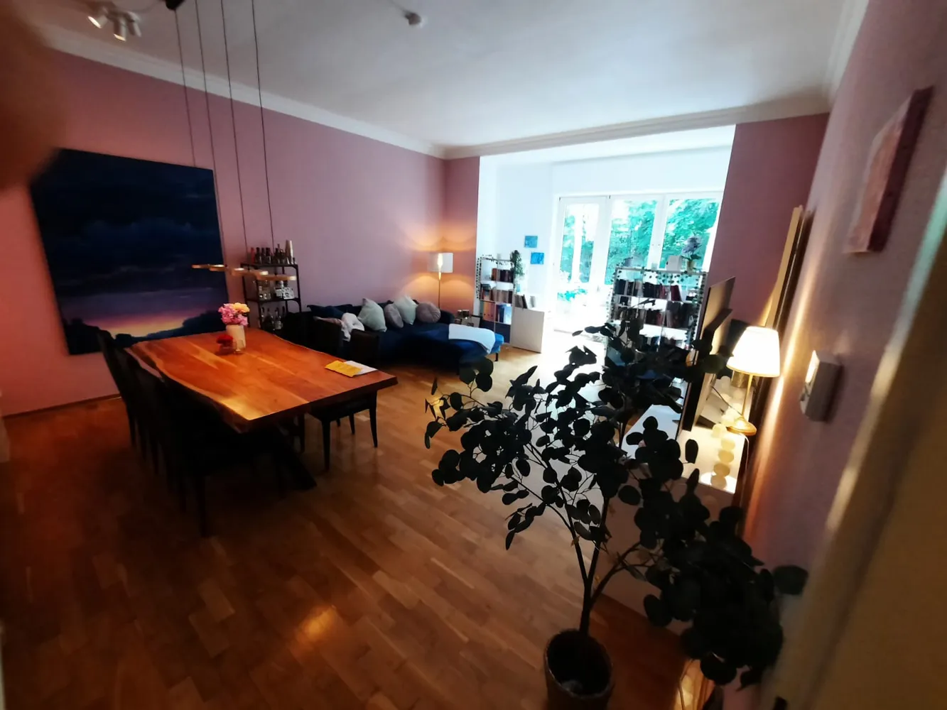 2 Zimmer Wohnung mit 74 m² in Köln – Bild 1