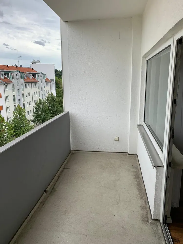 2 Zimmer Wohnung mit 70 m² in München – Bild 1