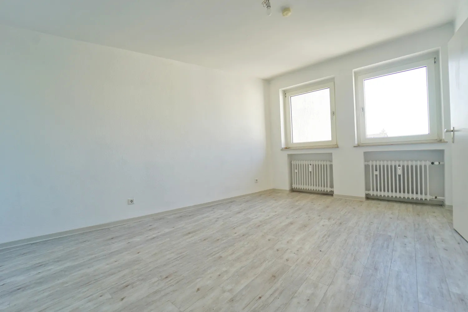 2 Zimmer Wohnung mit 59 m² in Langenfeld – Bild 1