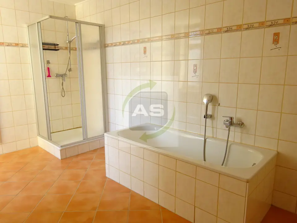 2 Zimmer Wohnung mit 88 m² in Zwickau – Bild 9