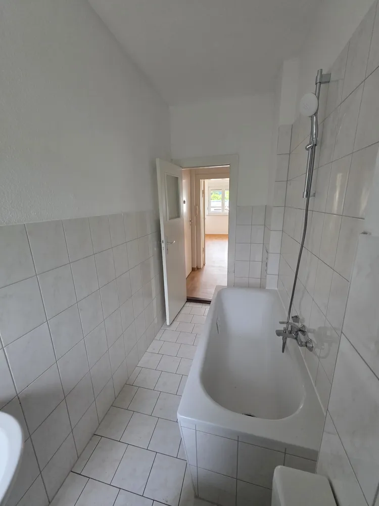 3 Zimmer Wohnung mit 75 m² in Bitterfeld-Wolfen – Bild 3