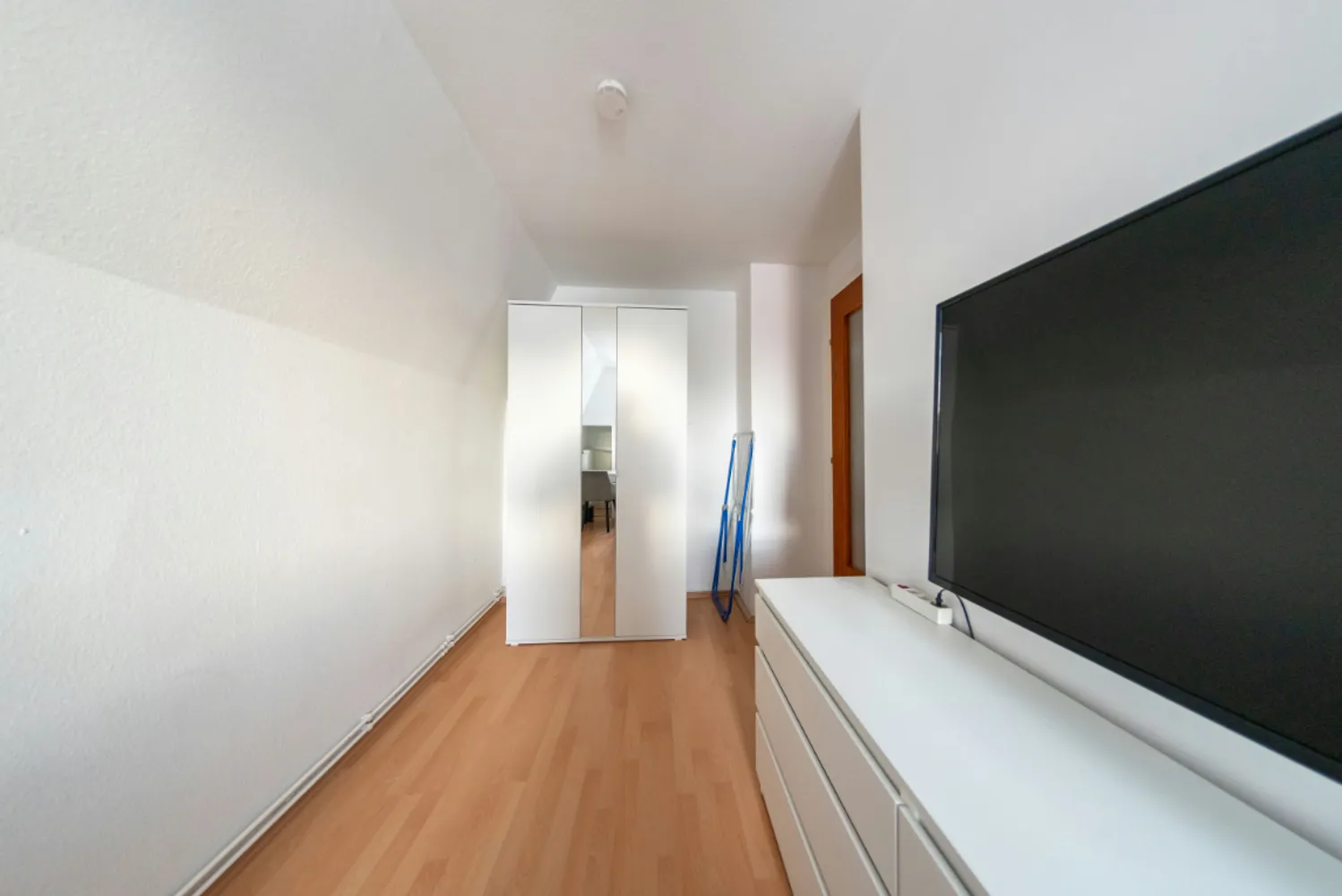 WG-Zimmer mit 11 m² in Frankfurt am Main – Bild 4