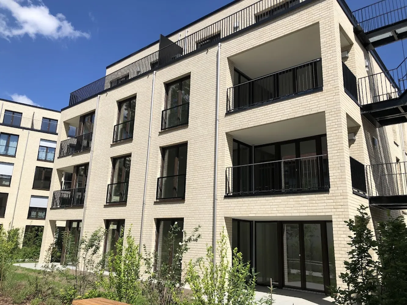 3 Zimmer Wohnung mit 125 m² in Hannover – Bild 2