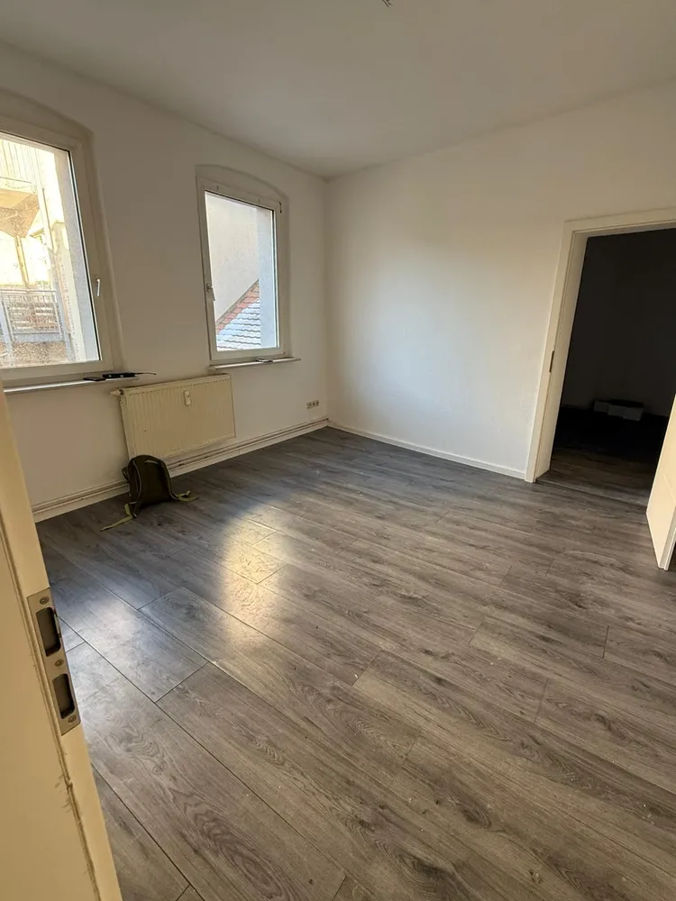 2 Zimmer Wohnung mit 38 m² in Halle (Saale) – Bild 1