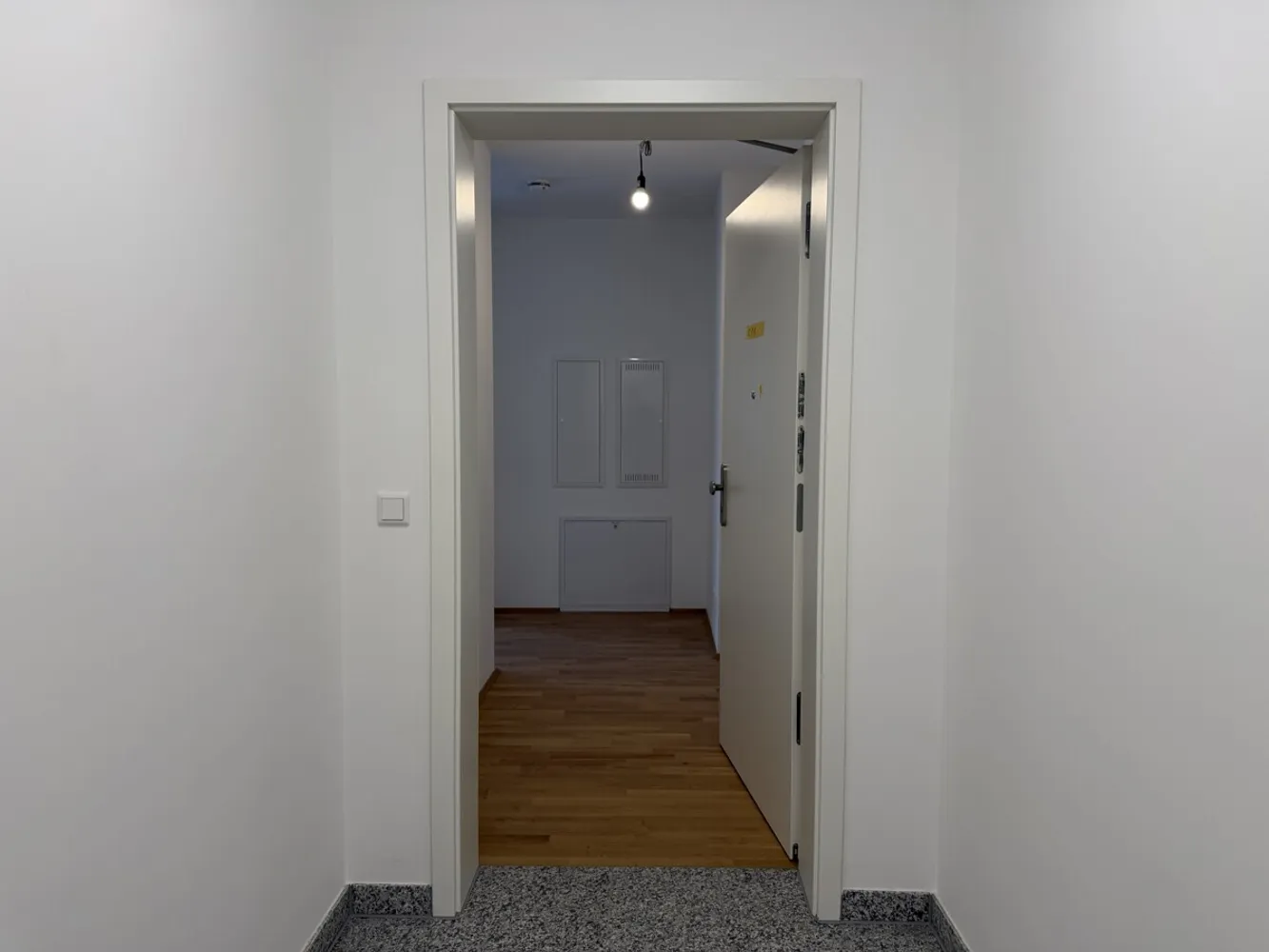 2 Zimmer Wohnung mit 63 m² in Berlin – Bild 2