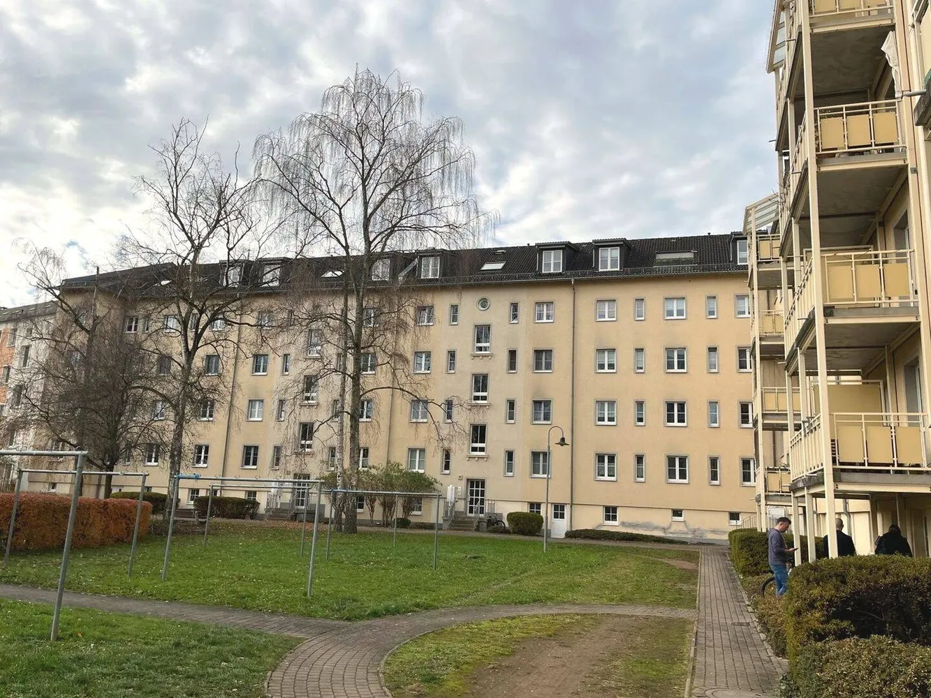 3 room apartment with 70 m² in Chemnitz – Photo 1