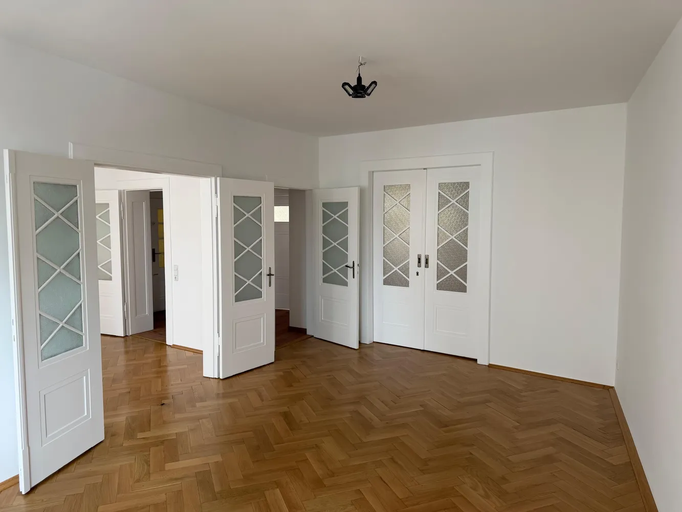 4 Zimmer Wohnung mit 100 m² in Halle (Saale) – Bild 4