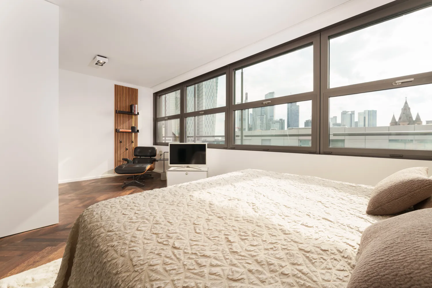 1 Zimmer Wohnung mit 33 m² in Frankfurt am Main – Bild 3