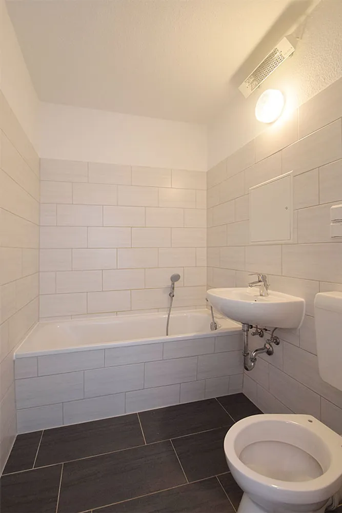 5 Zimmer Wohnung mit 101 m² in Halle (Saale) – Bild 6
