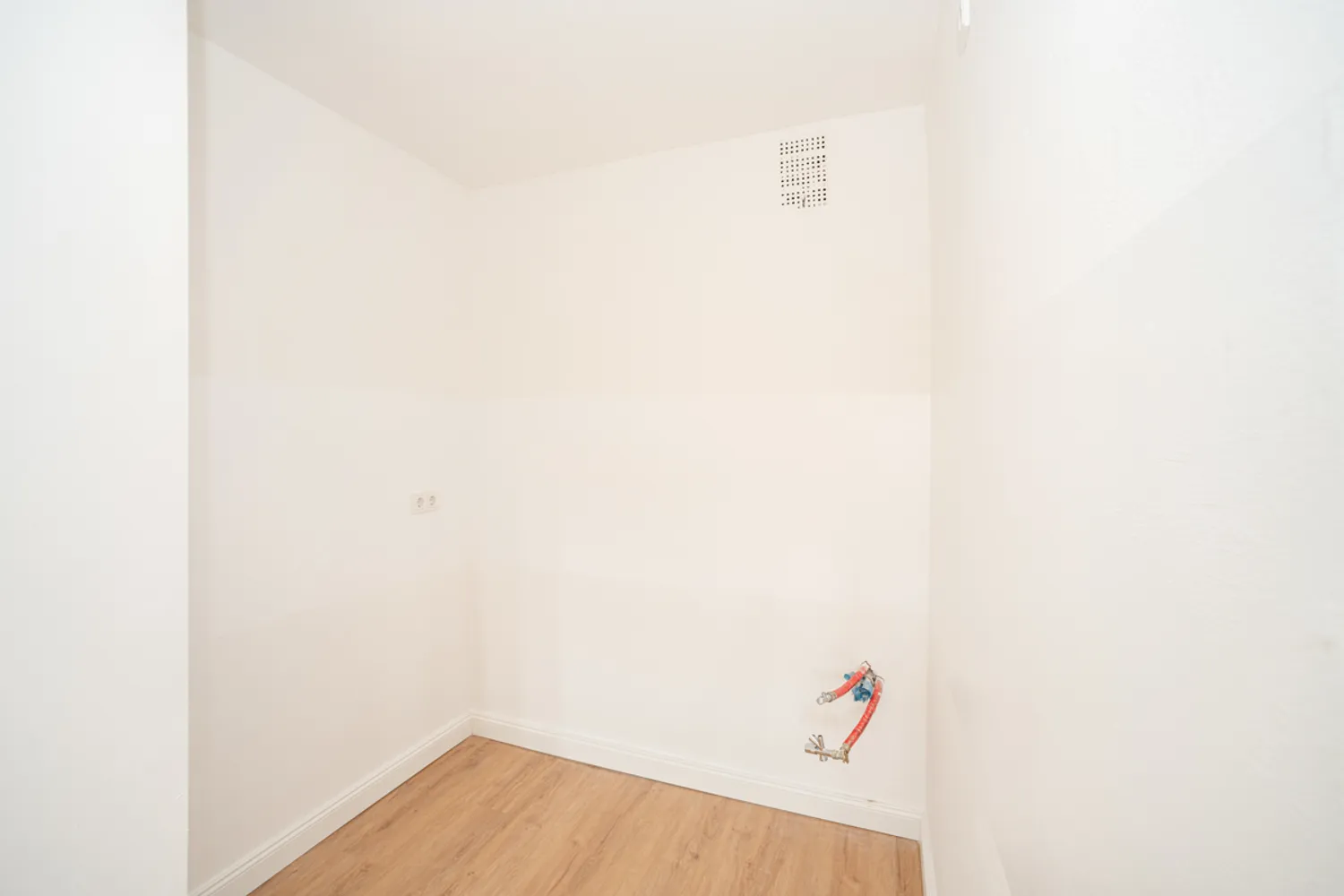 2 room apartment with 54 m² in Düsseldorf – Photo 9