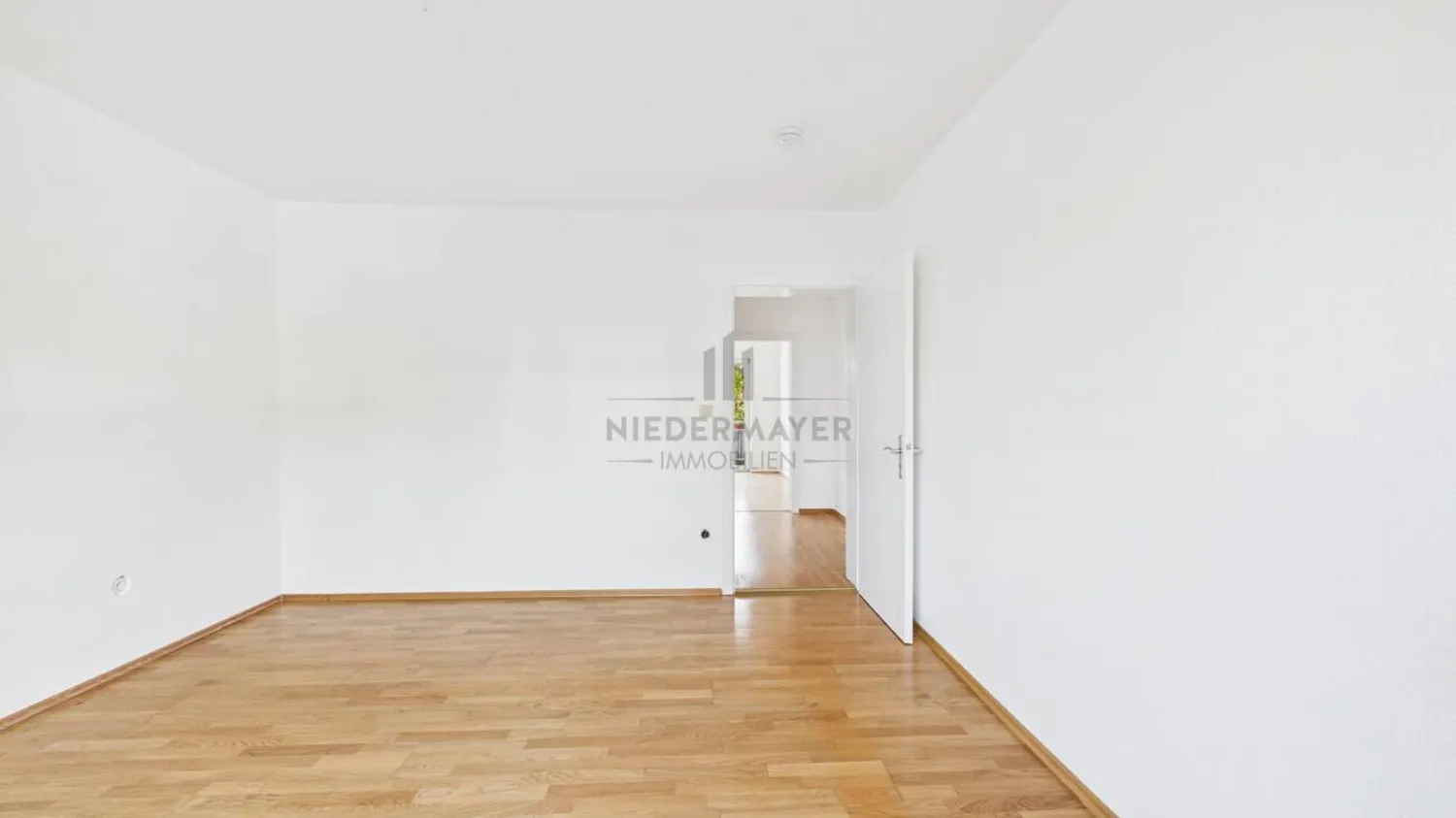 3 Zimmer Wohnung mit 70 m² in München – Bild 4