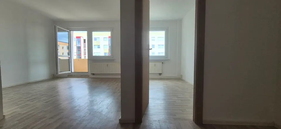 3 Zimmer Wohnung mit 56 m² in Crimmitschau – Bild 2