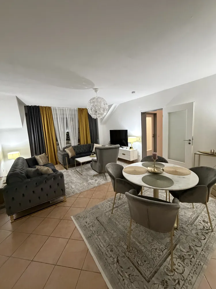 2 Zimmer Wohnung mit 50 m² in Düsseldorf – Bild 2