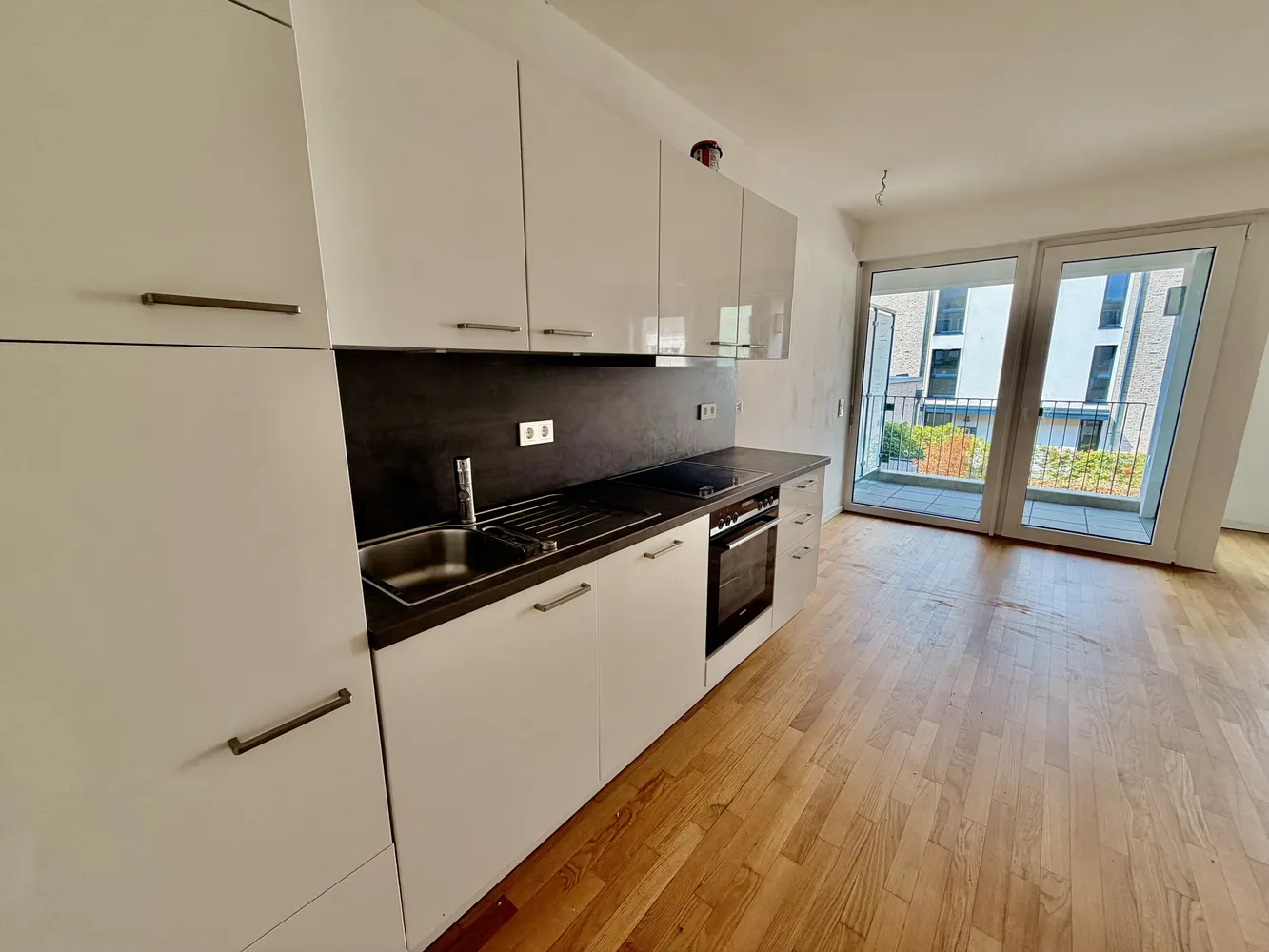 3 Zimmer Wohnung mit 70 m² in Düsseldorf – Bild 2