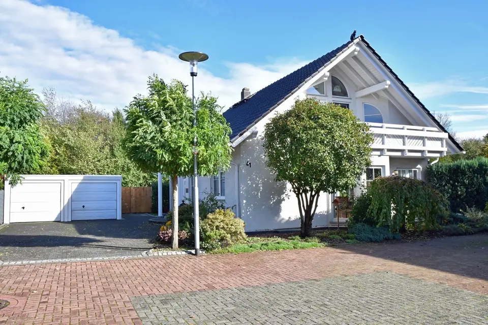 4 Zimmer Haus mit 163 m² in Nettetal – Bild 1