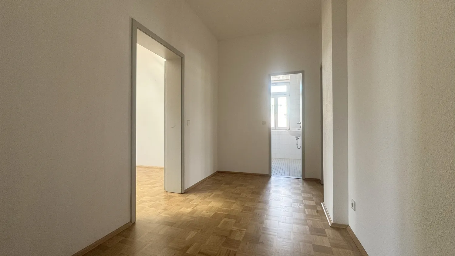 3 Zimmer Wohnung mit 94 m² in Dresden – Bild 6