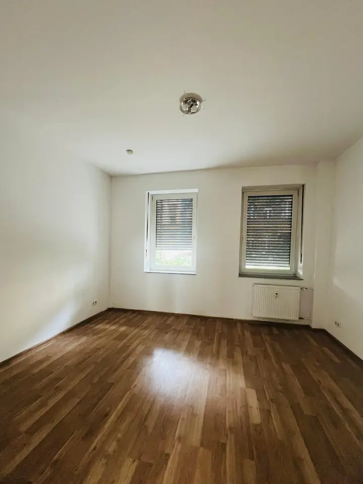 2 Zimmer Wohnung mit 54 m² in Krefeld – Bild 2