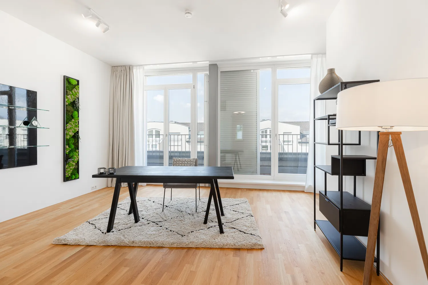 6 Zimmer Wohnung mit 334 m² in Frankfurt am Main – Bild 3