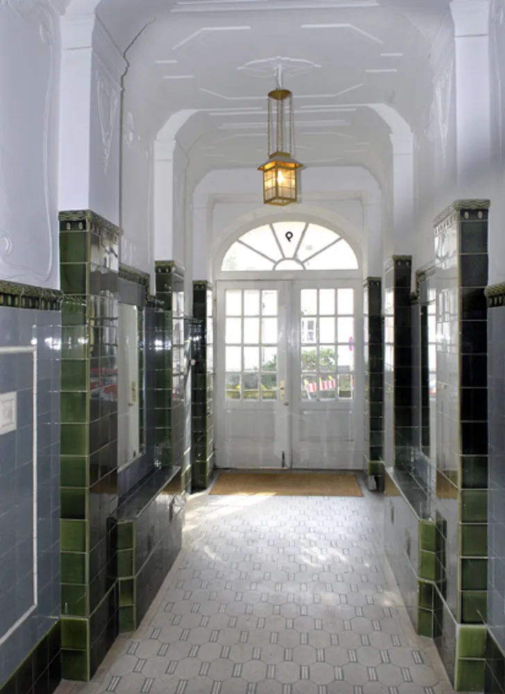 5 Zimmer Wohnung mit 151 m² in Hamburg – Bild 2