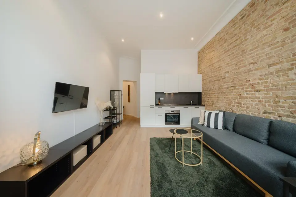 4 Zimmer Wohnung mit 80 m² in Berlin – Bild 1