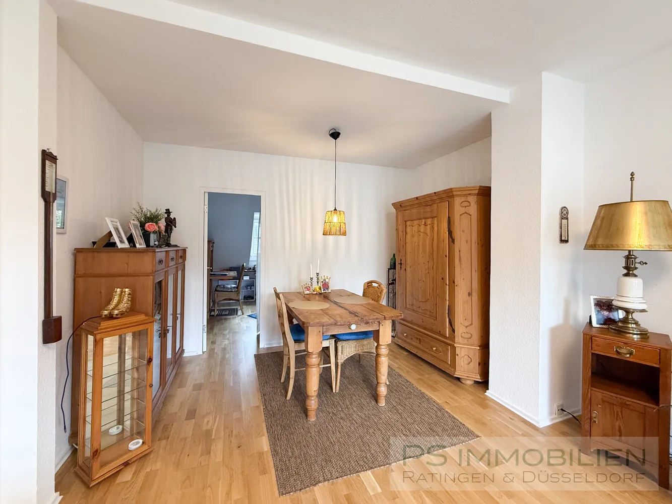 3 room apartment with 70 m² in Düsseldorf – Photo 4