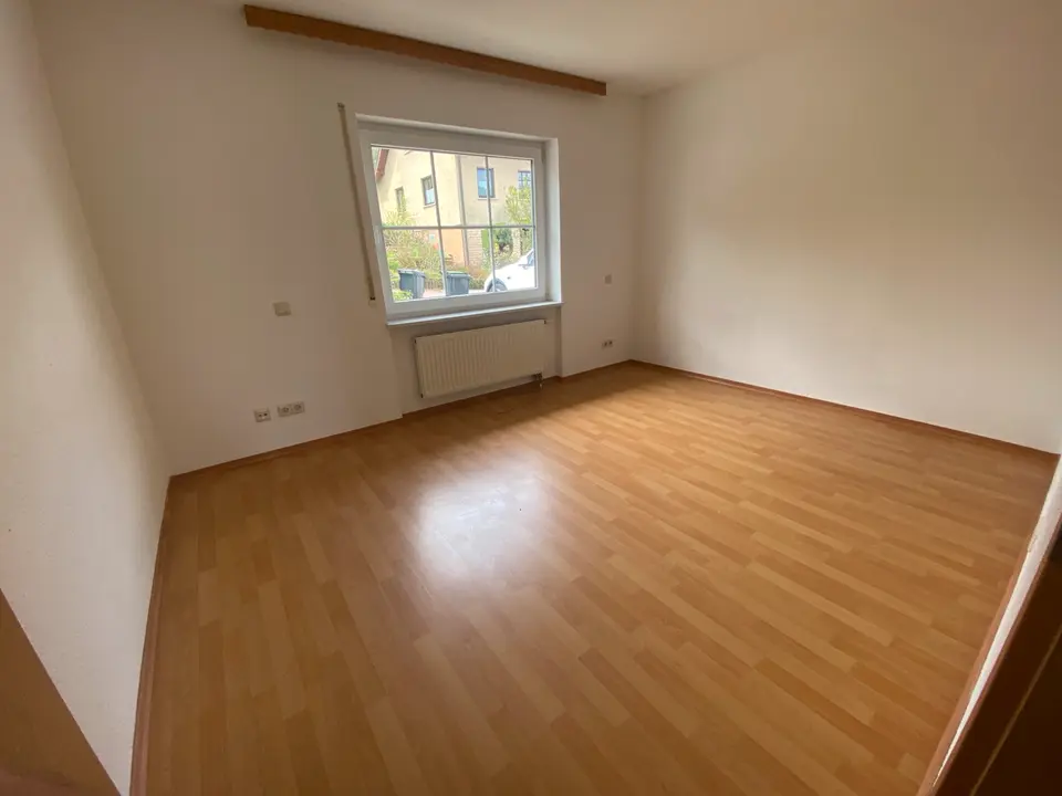4 Zimmer Wohnung mit 120 m² in Mosbach – Bild 1