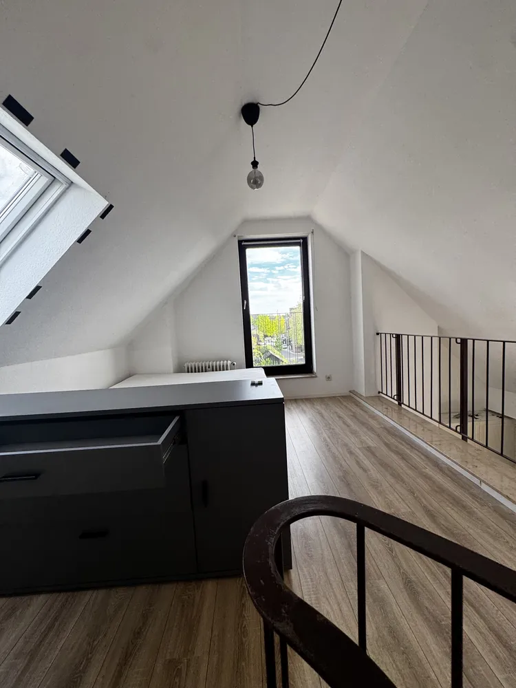 2 Zimmer Wohnung mit 55 m² in Düsseldorf – Bild 2
