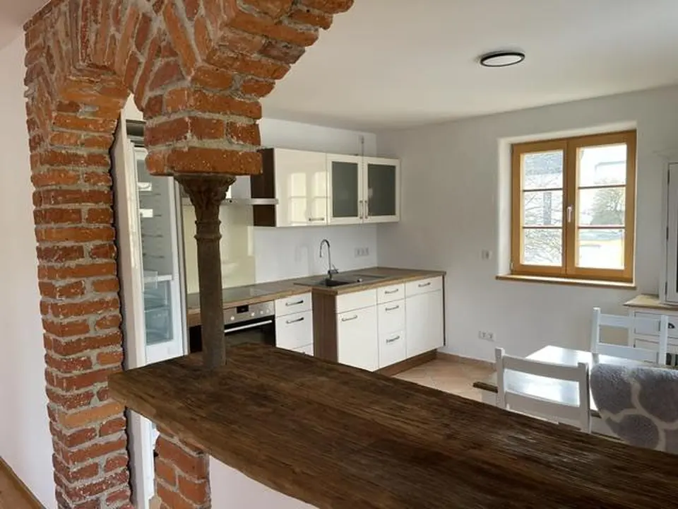 6 Zimmer Wohnung mit 131 m² in Traunstein – Bild 2