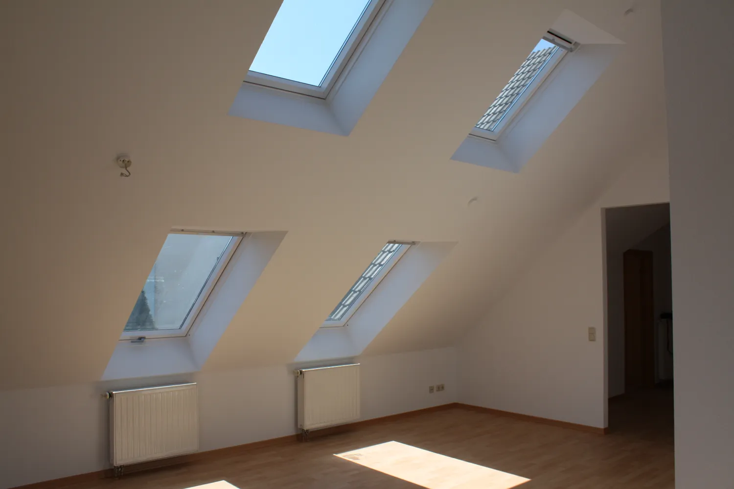 4 Zimmer Wohnung mit 95 m² in Saarbrücken – Bild 3