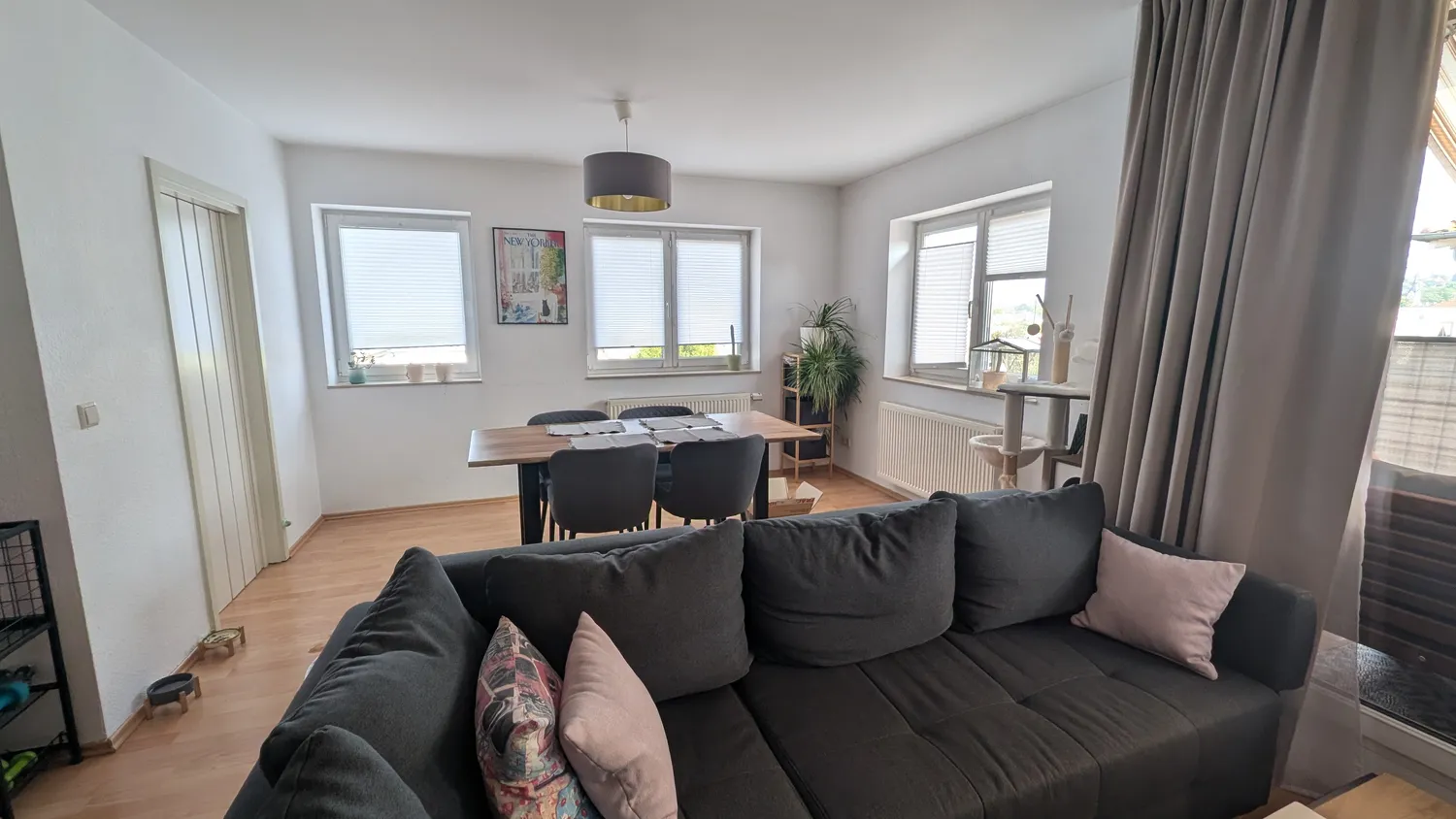 2 Zimmer Wohnung mit 64 m² in Dresden – Bild 1